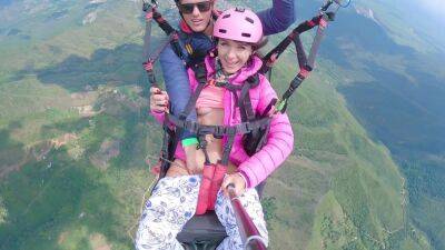 Squirting While Paragliding In 2200 M Above The Sea ( 7000 Feet ) - upornia