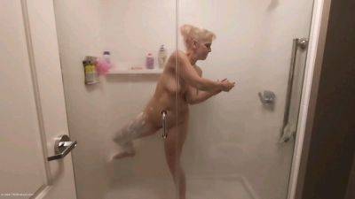 Shaving In The Shower - hclips - Usa