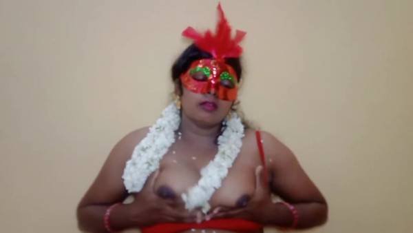 Indian Red Saree Sexy Big Boobs Aunty - upornia.com