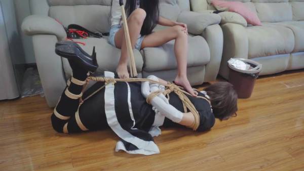 Maid Bondage - upornia.com